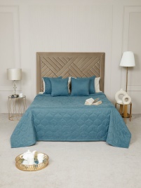Покрывало на кровать двуспальное стеганое 240х260 см. Коллекция "Луковичка". Цвет синий (джинс)