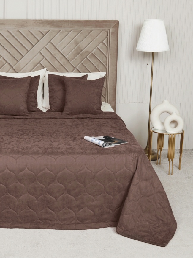 Покрывало на кровать двуспальное стеганое 240х260 см. Коллекция "Луковичка". Цвет тёмно-бежевый (капучино) фото 7