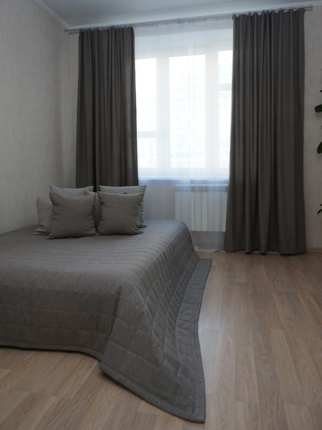 Покрывало на кровать двуспальное стеганое 160х220 см. Коллекция "Меланж". Цвет серо-бежевый (серо-бежевый меланж) фото 6